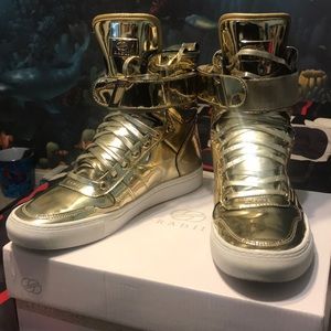 Liquid gold leather tennis shoes